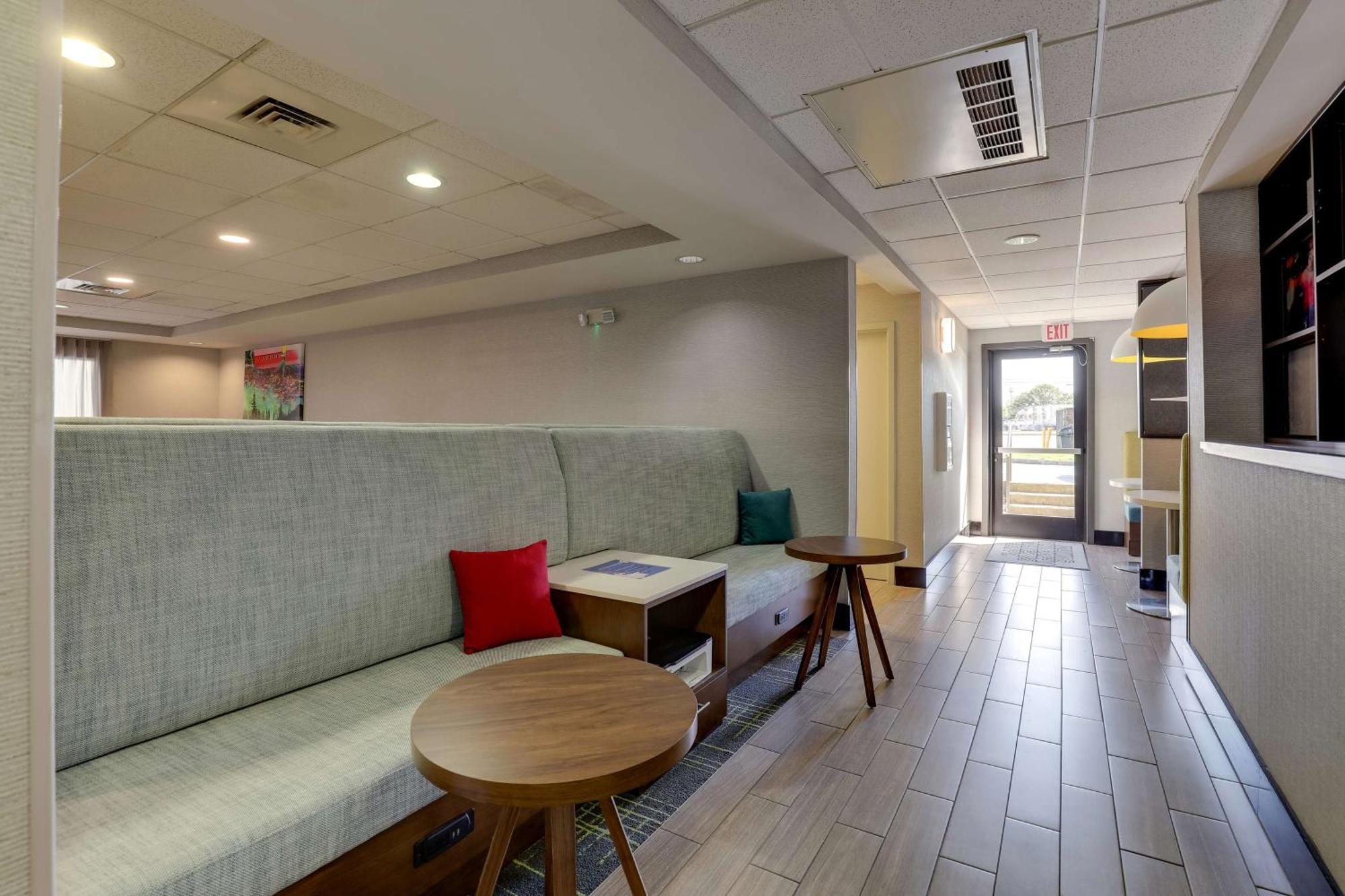 Hampton Inn Cumming Εξωτερικό φωτογραφία